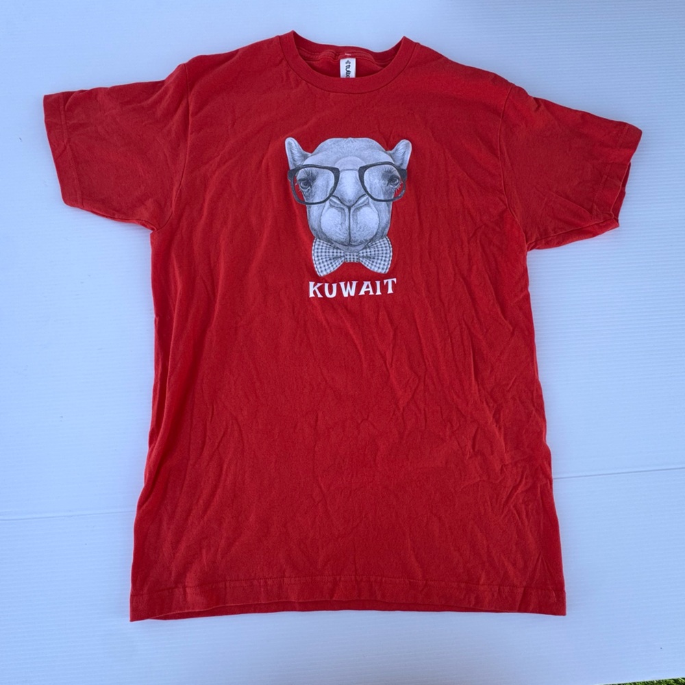 Kuwait Camel Graphic T-Shirt Sz M Red Funny Hipster Travel Tee NEW WITHOUT TAGS